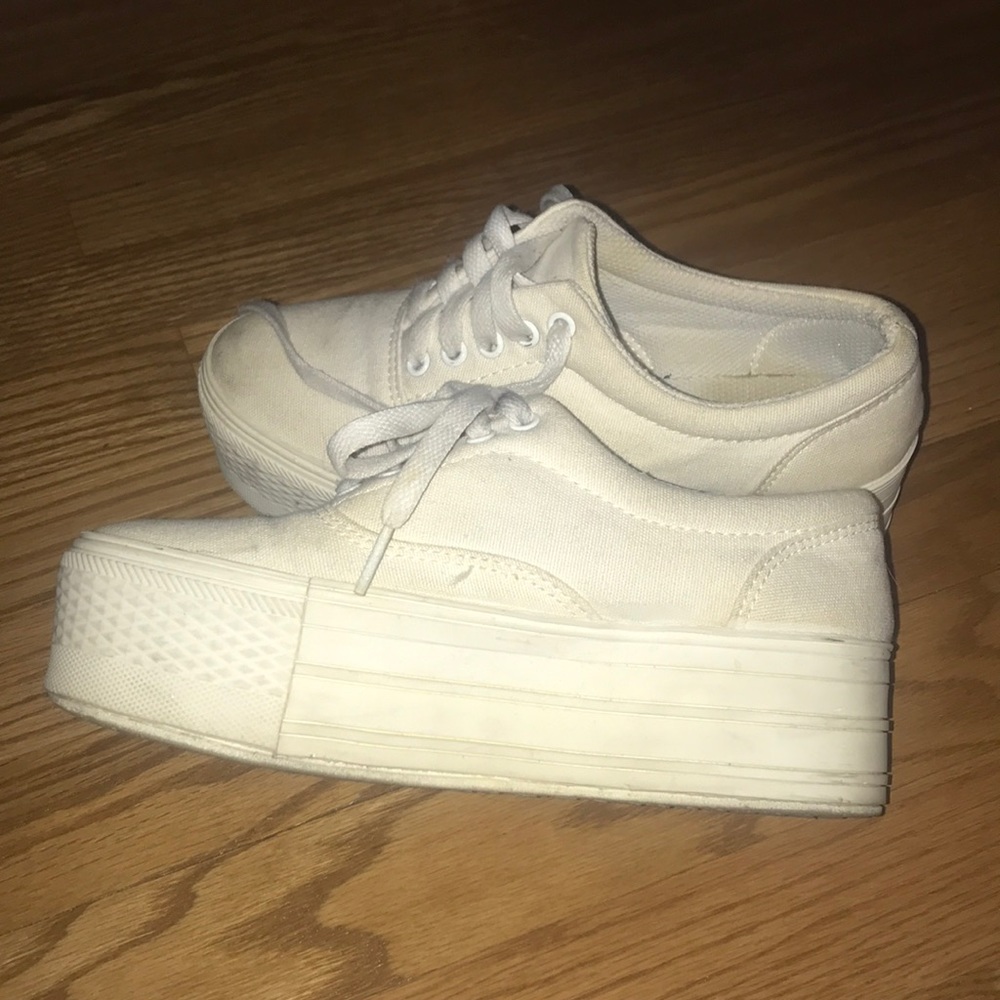 Canvas platform shoes